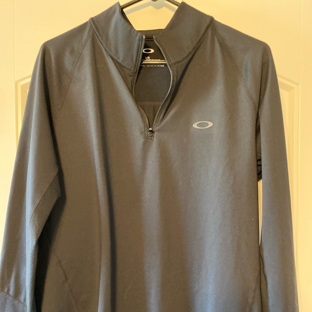 Oakley mens quarter zip pullover black